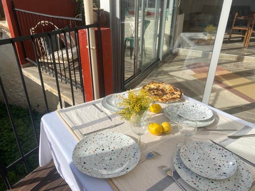 Maison Plein Sud Sur Les Toits Au 2 Terrasses Монтаняк Екстериор снимка